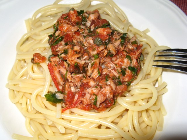 spagetti-s-tuncom-спагетти-с-тунцом